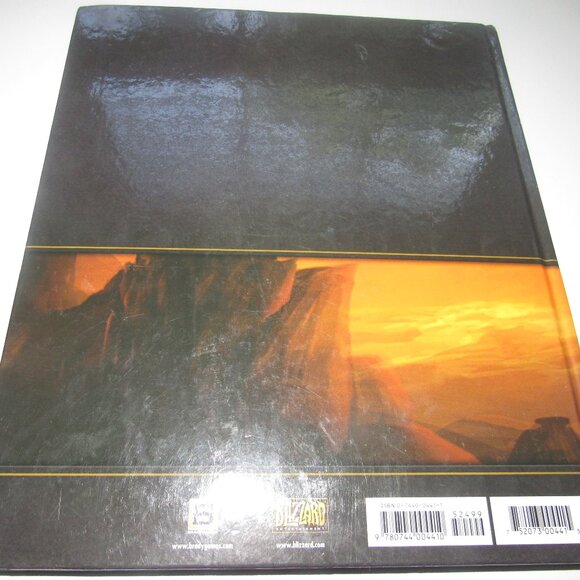 “WORLD OF WARCRAFT ATLAS” Color Illustrated Hardcover Bradygames Strategy Guide - Picture 3 of 3